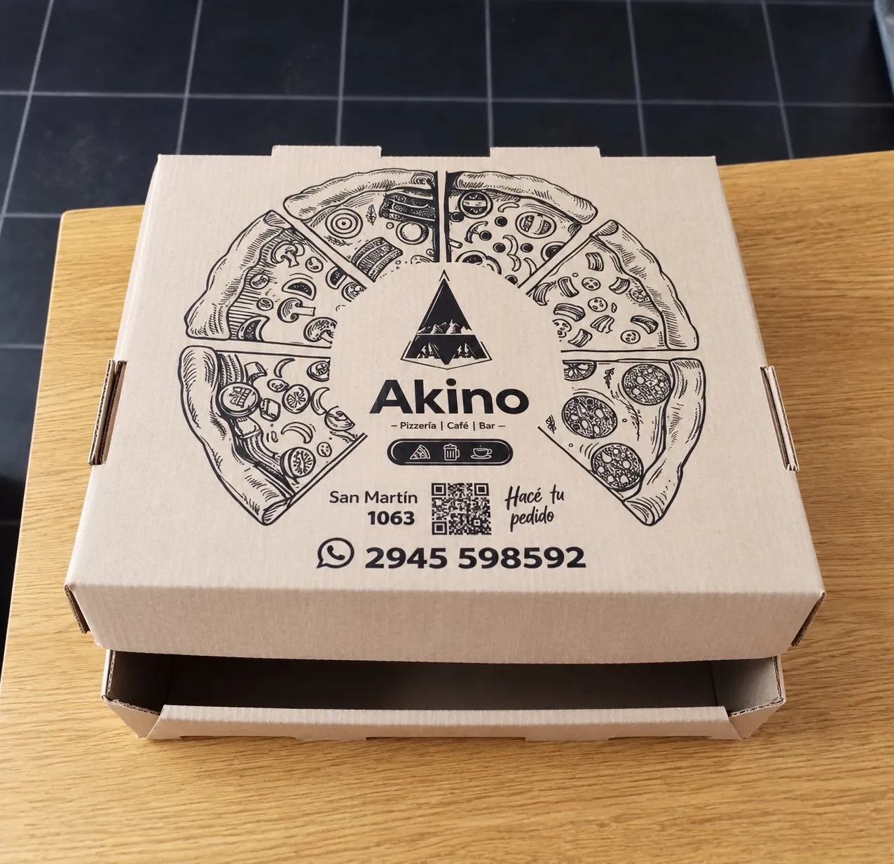 Caja impresa para Akino